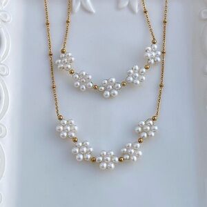 N49-High Quality 5 Baby Pearl Flower Necklace